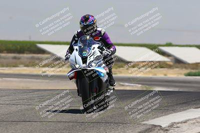 media/Aug-03-2025-TrackDaz (Sun) [[bf4a71acf9]]/B Group/1220pm (Wheelie Bump)/